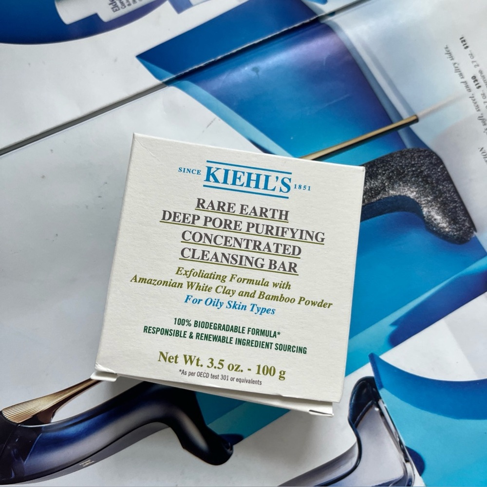 KIEHL’S Rare Earth Deep Pore Purifying Concentrated Facial Cleansing Bar